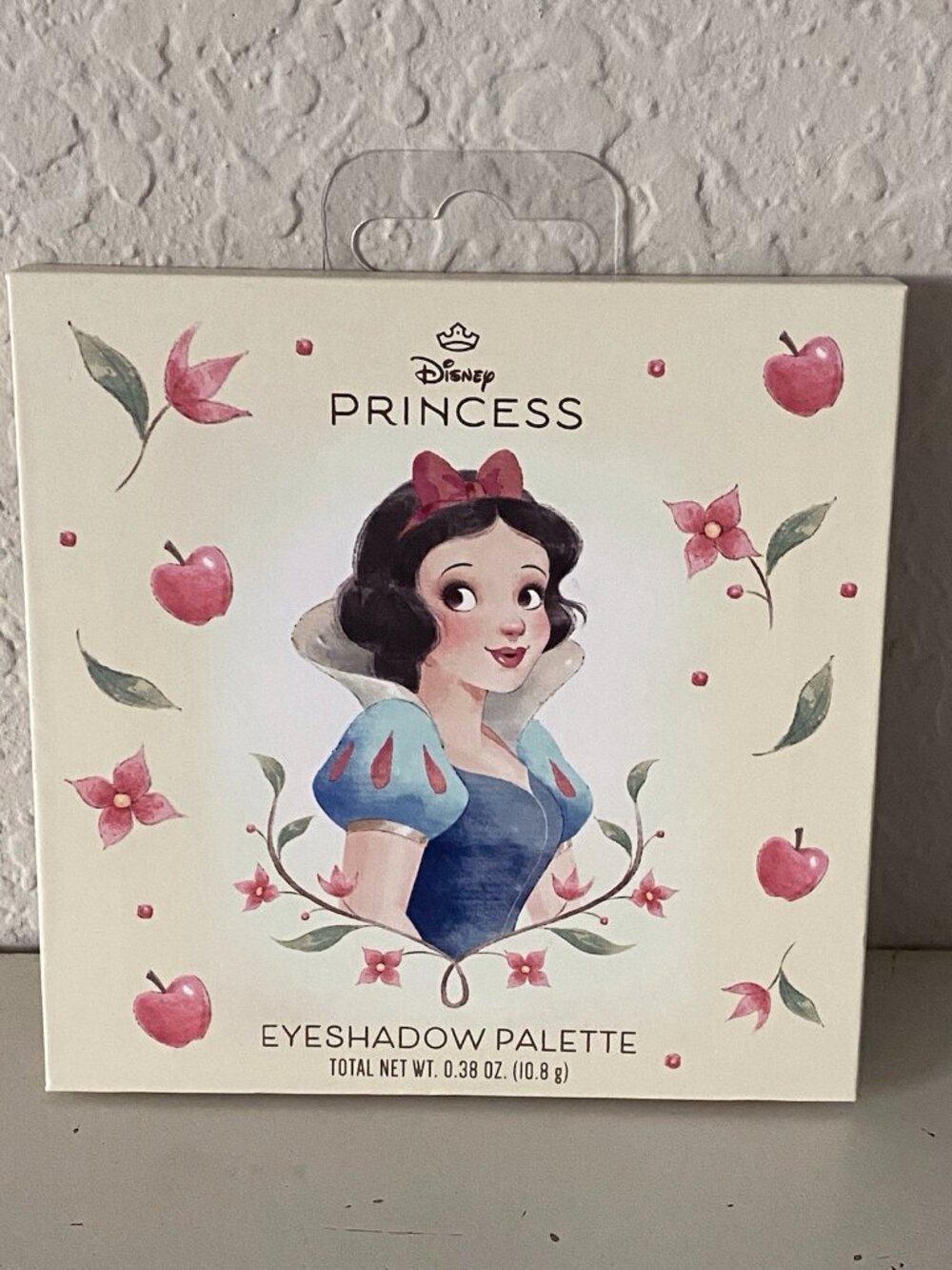 Taste Beauty Disney Snow White Eyeshadow Palette 9 Shades With Mirror NEW